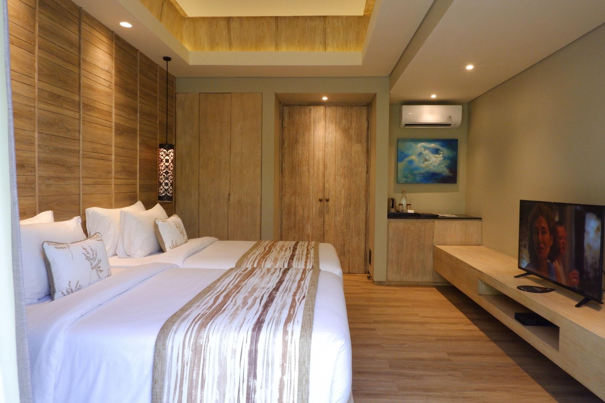 Cross Bali Breakers Hotel Jimbaran Kültér fotó